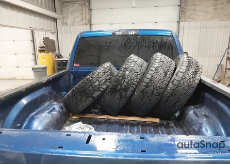 2010 Dodge Ram 1500 St z USA, uszkodzony, nr VIN 3D7JB1EK7AG118905